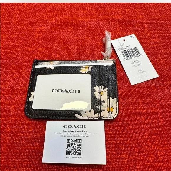 ❤️❤️❤️NEW coach card case/Keychain ❤️❤️❤️ - Picture 5 of 8
